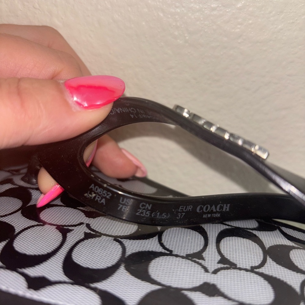 Coach Black and White Flip Flops CC Monogram - Picture 4 of 5